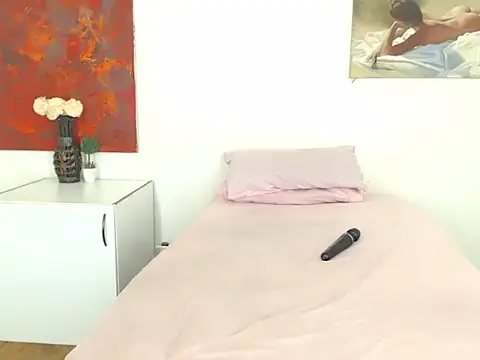 Snapshot of DARKBEAUTY20 chatting on 02.26.26 DARKBEAUTY20 online show from 02.26.26