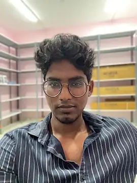 Snapshot of chennai_sexyboy chatting on 07.25.26 chennai sexyboy online show from 07.25.26