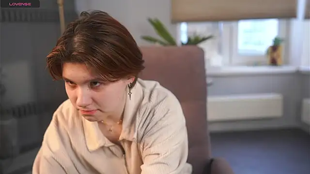 Snapshot of BelleHayton chatting on 02.13.26 BelleHayton online show from 02.13.26