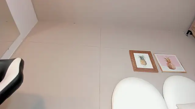 Snapshot of luna_bradley_ chatting on 03.30.26 luna bradley online show from 03.30.26