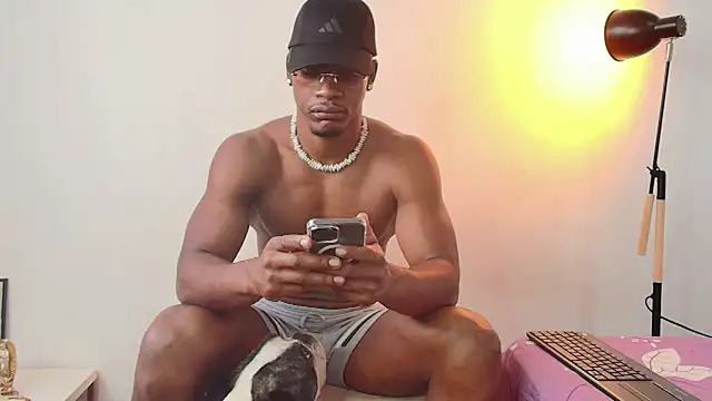 Snapshot of Lebron_black_ chatting on 05.14.26 Lebron black online show from 05.14.26