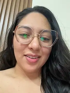 Snapshot of Victoria_Lusty chatting on 02.21.26 Victoria Lusty online show from 02.21.26