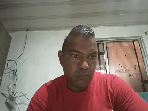 Snapshot of Quillero18 chatting on 07.01.26 Quillero18 online show from 07.01.26