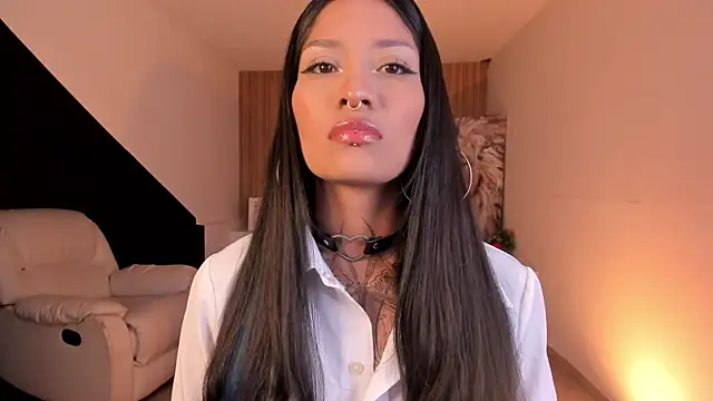 Snapshot of NicoleMonet1 chatting on 02.28.26 NicoleMonet1 online show from 02.28.26