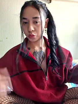 Snapshot of Zafira_glow chatting on 02.27.26 Zafira glow online show from 02.27.26