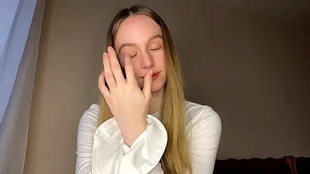 Snapshot of Viktoria_Vibes chatting on 03.02.26 Viktoria Vibes online show from 03.02.26