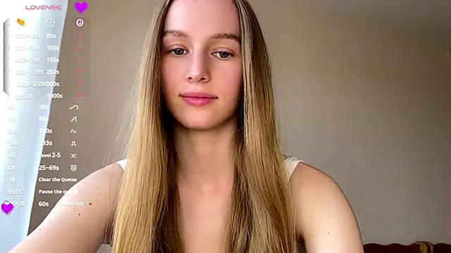 Snapshot of Viktoria_Vibes chatting on 05.07.26 Viktoria Vibes online show from 05.07.26