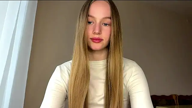 Snapshot of Viktoria_Vibes chatting on 05.15.26 Viktoria Vibes online show from 05.15.26