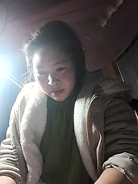 Yiyoongg online show from 03.07.26