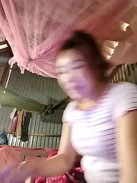 Yiyoongg online show from 04.12.26