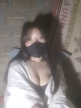 Snapshot of Yang-my- chatting on 02.20.26 Yang-my- online show from 02.20.26