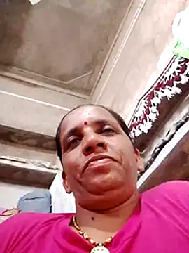 Snapshot of Anitarakkoli chatting on 06.28.26 Anitarakkoli online show from 06.28.26