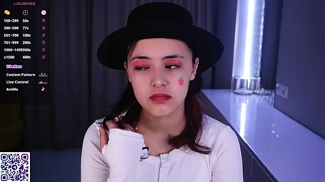 Snapshot of VerlieChahal chatting on 02.28.26 VerlieChahal online show from 02.28.26