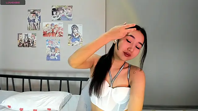 Snapshot of aiko_vex chatting on 02.22.26 aiko vex online show from 02.22.26