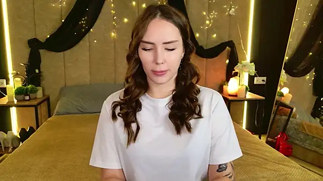 Snapshot of Arielle_Vade chatting on 06.30.26 Arielle Vade online show from 06.30.26