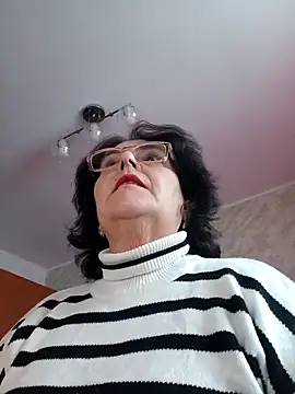 xMaryxAnne online show from 03.31.26