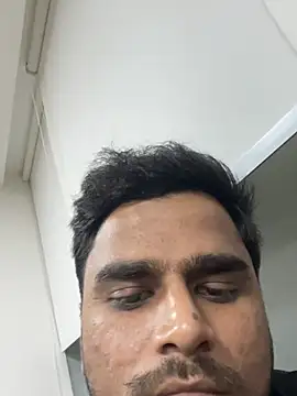 Snapshot of hassuniii chatting on 02.09.26 hassuniii online show from 02.09.26