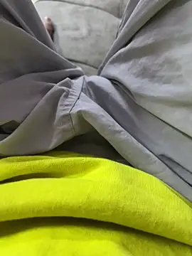 Snapshot of hassuniii chatting on 02.10.26 hassuniii online show from 02.10.26