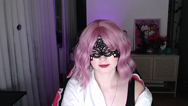 Snapshot of LunaXcherry chatting on 02.18.26 LunaXcherry online show from 02.18.26