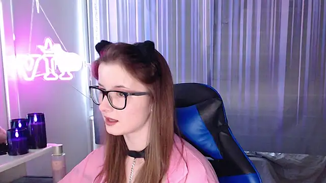 LunaXcherry online show from 06.30.26