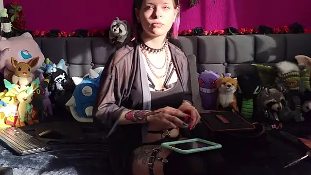 Snapshot of ViGothFox chatting on 05.10.26 ViGothFox online show from 05.10.26