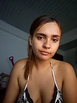 Snapshot of alice_ks chatting on 02.20.26 alice ks online show from 02.20.26