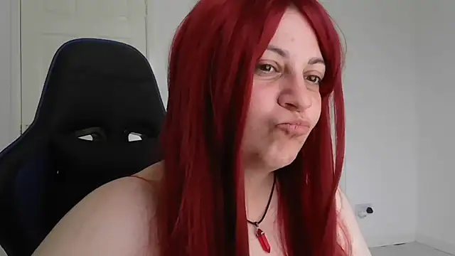 Snapshot of BBWMomma chatting on 04.14.26 BBWMomma online show from 04.14.26