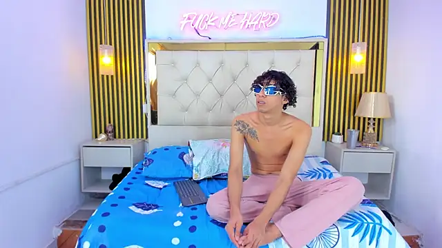 Adventurous Boys online show from 04.07.26