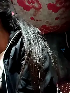 Snapshot of NAINKUTE chatting on 02.14.26 NAINKUTE online show from 02.14.26