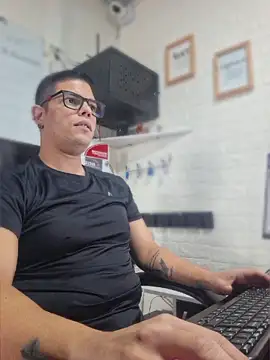 anndyhardy15 online show from 03.29.26