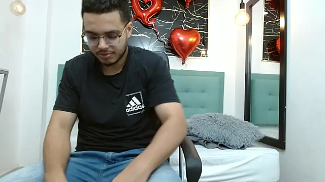 Snapshot of Trevor_Ash chatting on 02.19.26 Trevor Ash online show from 02.19.26