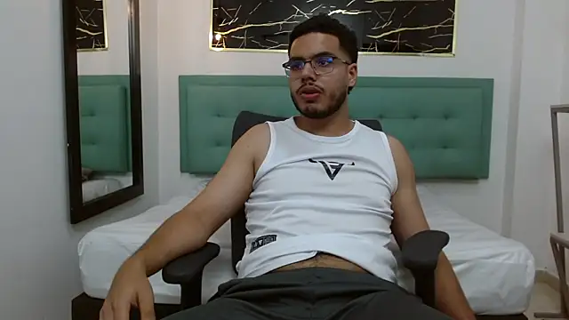 Snapshot of Trevor_Ash chatting on 03.03.26 Trevor Ash online show from 03.03.26