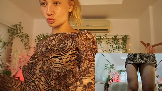 Snapshot of AuggieRich chatting on 02.23.26 AuggieRich online show from 02.23.26