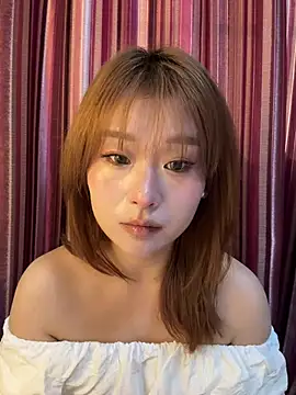 Snapshot of A-cola chatting on 03.29.26 A-cola online show from 03.29.26