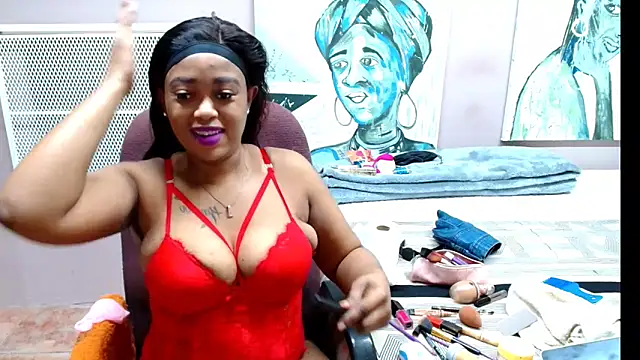 Snapshot of TyraHotxxx chatting on 03.26.26 TyraHotxxx online show from 03.26.26