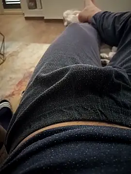 Snapshot of andrepix995 chatting on 02.22.26 andrepix995 online show from 02.22.26