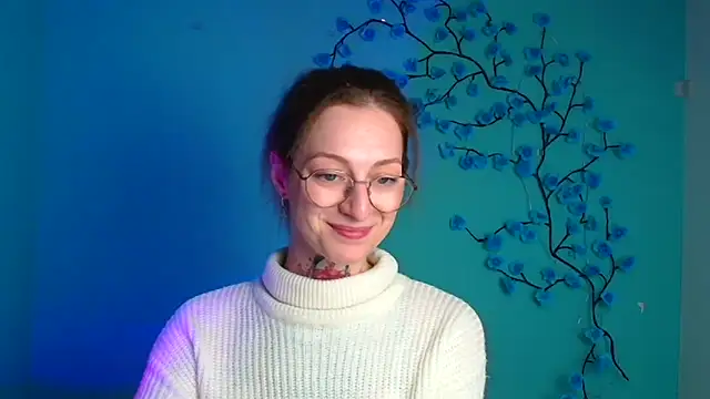 Esmi Winter online show from 03.15.26