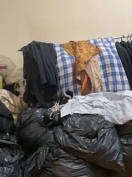 Snapshot of Femboysissy1919 chatting on 04.06.26 Femboysissy1919 online show from 04.06.26