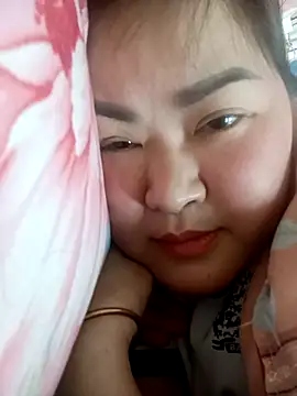 Snapshot of Kee-kimlee chatting on 02.11.26 Kee-kimlee online show from 02.11.26