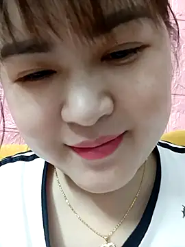 Snapshot of Kee-kimlee chatting on 02.16.26 Kee-kimlee online show from 02.16.26