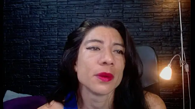 Snapshot of BrendaaCruz chatting on 02.12.26 BrendaaCruz online show from 02.12.26