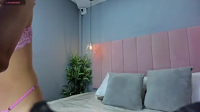 ChloeStars  online show from 04.15.26