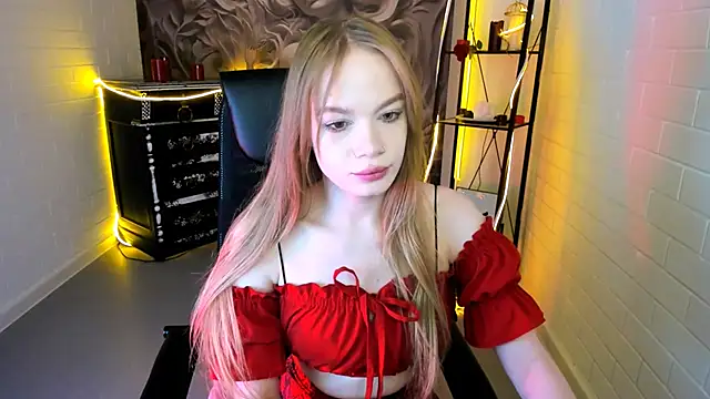 Snapshot of AmyNox chatting on 04.30.26 AmyNox online show from 04.30.26