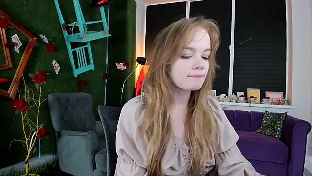 Snapshot of AmyNox chatting on 05.15.26 AmyNox online show from 05.15.26