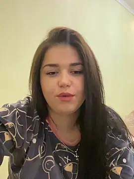 MilaKis online show from 02.13.26