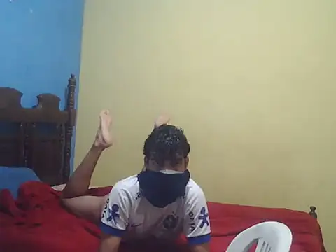 Snapshot of leonighthot chatting on 02.09.26 leonighthot online show from 02.09.26