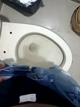 Snapshot of fercheyy chatting on 02.25.26 fercheyy online show from 02.25.26