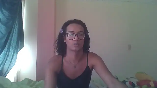 Snapshot of horny_brii chatting on 06.17.26 horny brii online show from 06.17.26