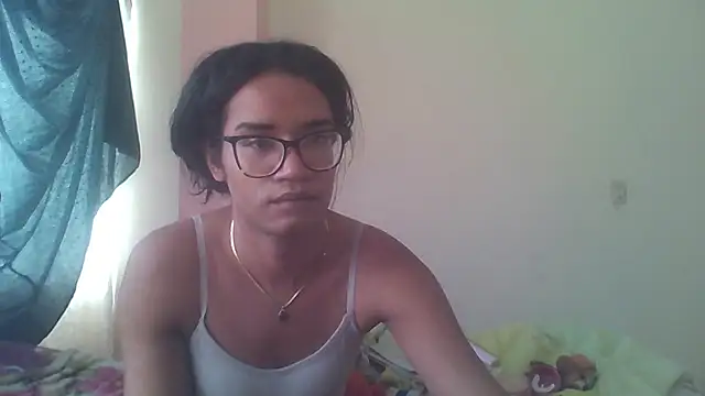 Snapshot of horny_brii chatting on 06.25.26 horny brii online show from 06.25.26
