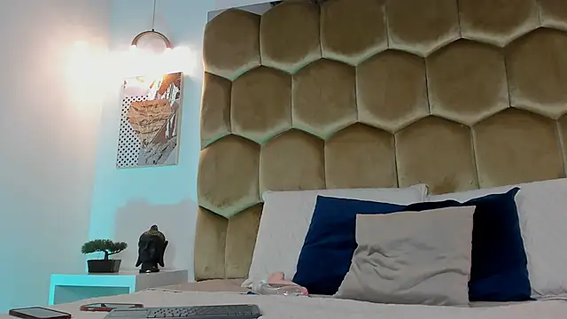 Snapshot of Mia_Reyesjs chatting on 02.18.26 Mia Reyesjs online show from 02.18.26